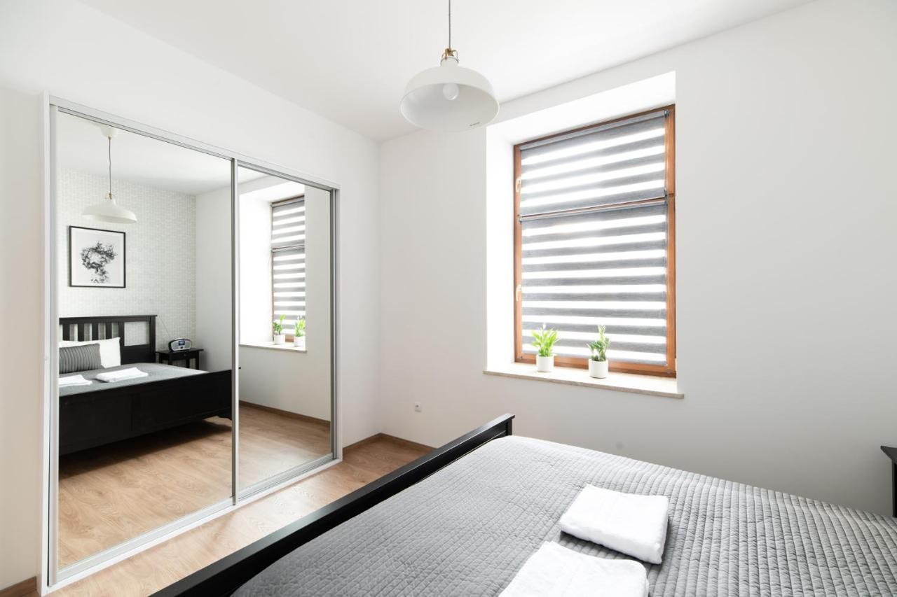 Neo Unique & Bright Apartments, Free Parking, 15Min Old Town & Kazimierz - By Homelike Cracovia Exterior foto